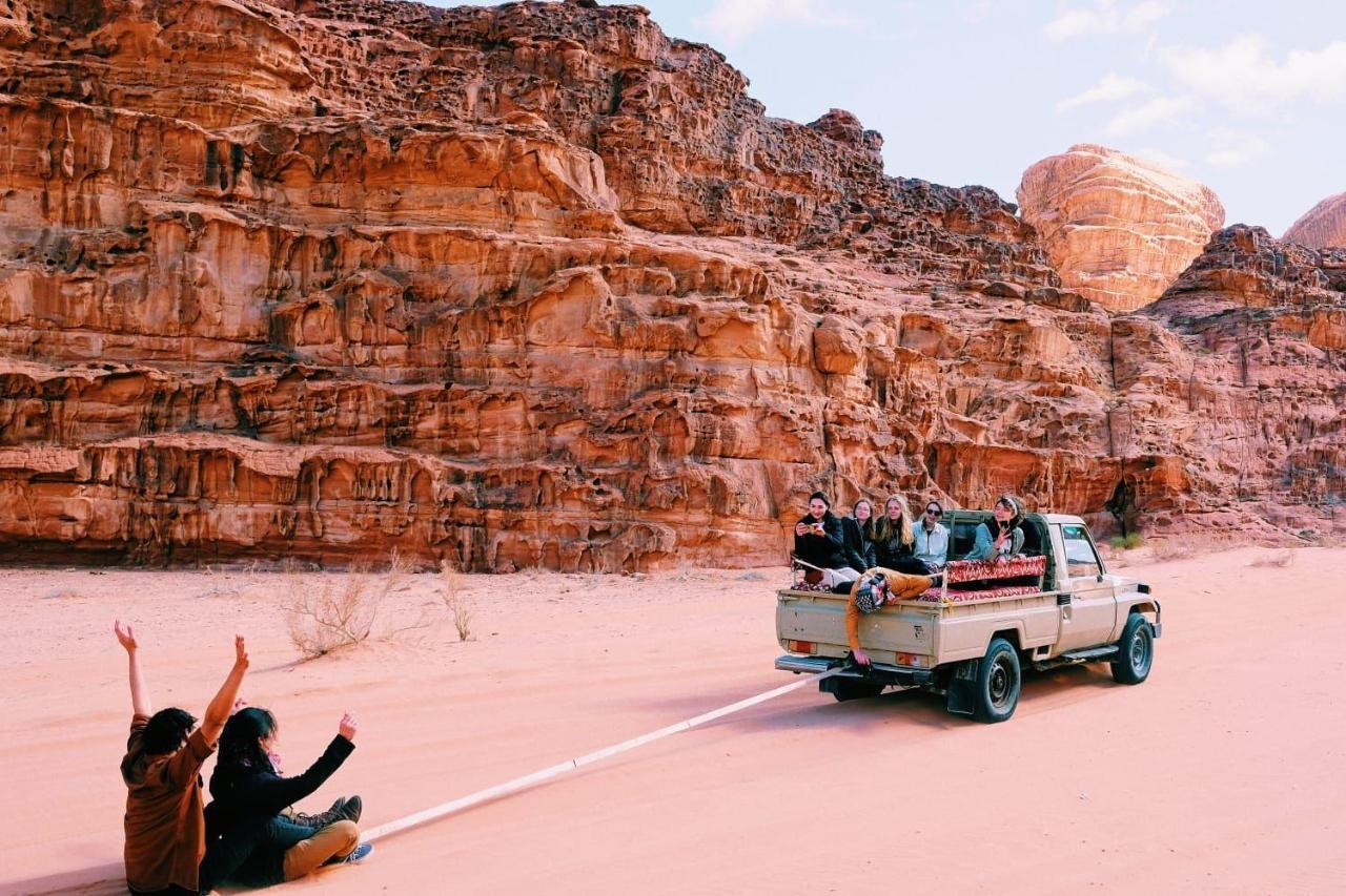 Wadi Rum Bedouin Camp And Desert Tours Dış mekan fotoğraf